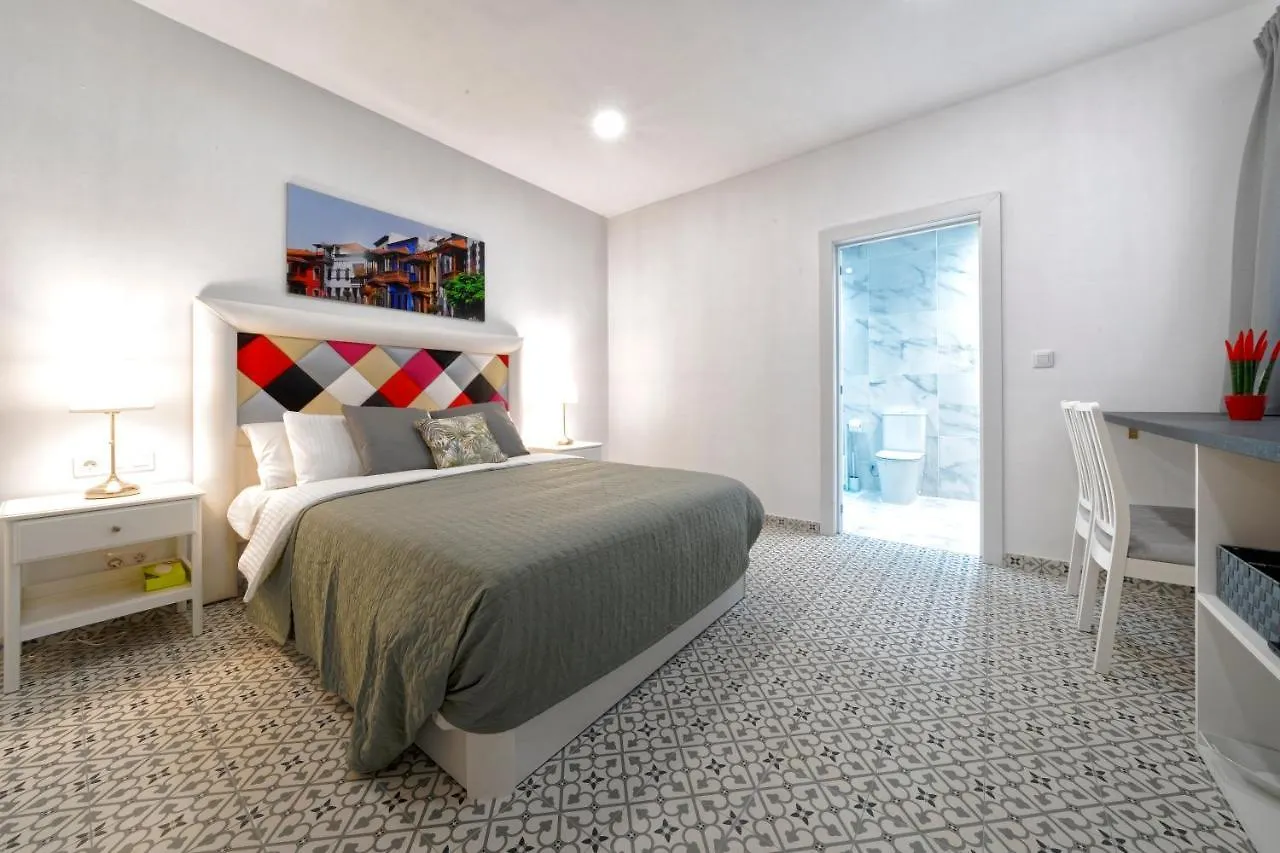 אינחניו Casa Verde Comfortable Air-Conditioned Modern Apartments (Adults Only) 0*,  ספרד